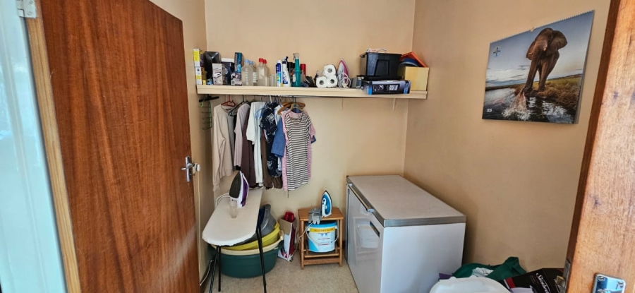 3 Bedroom Property for Sale in Hillcrest Northern Cape